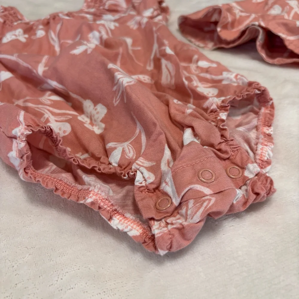 Carter's Romper & matching Sun Hat Set 12M Pink Floral